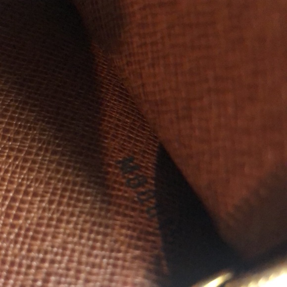 Authentic Louis Vuitton Monogram Sarah Long Wallet with Box - Picture 14 of 15